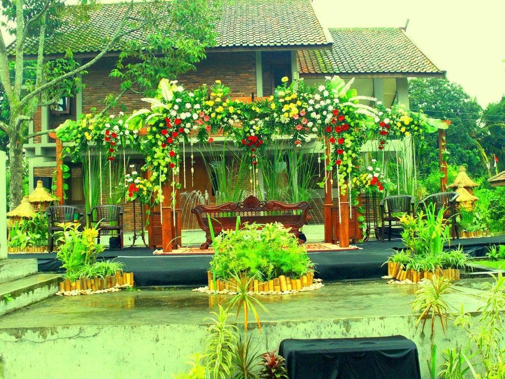 Hotel Disaster Oasis Kaliurang Exterior foto
